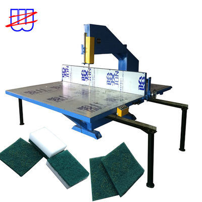 Máquina de laminação de corte vertical para fabricação de esponjas de cozinha e de almofadas de limpeza