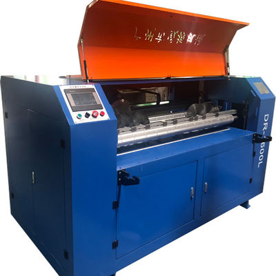Máquina de corte automática de 30 mm para linhas de produção de almofadas de limpeza e almofadas abrasivas