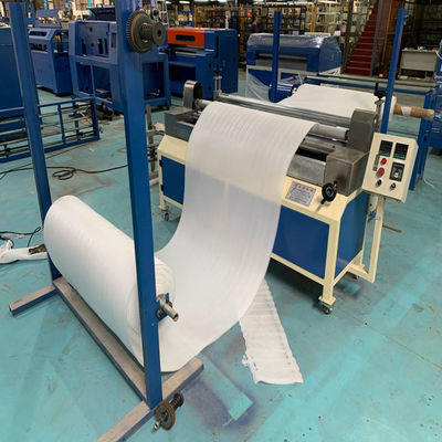 Embalagem de madeira 1100mm Máquina de laminação de cola de fusão a quente para esponja de cozinha EPE filme de PVC
